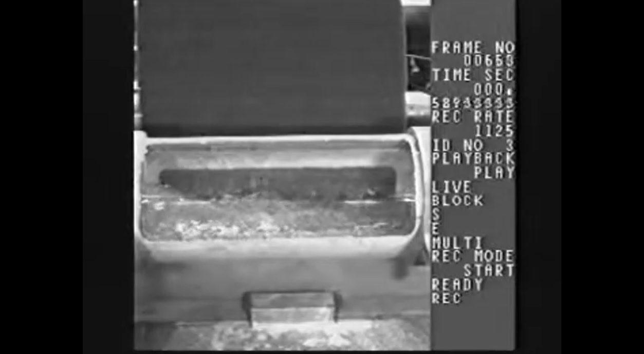 Замедленная съемка гидроудара при резкой остановки потока воды. (Испытания Bermad)